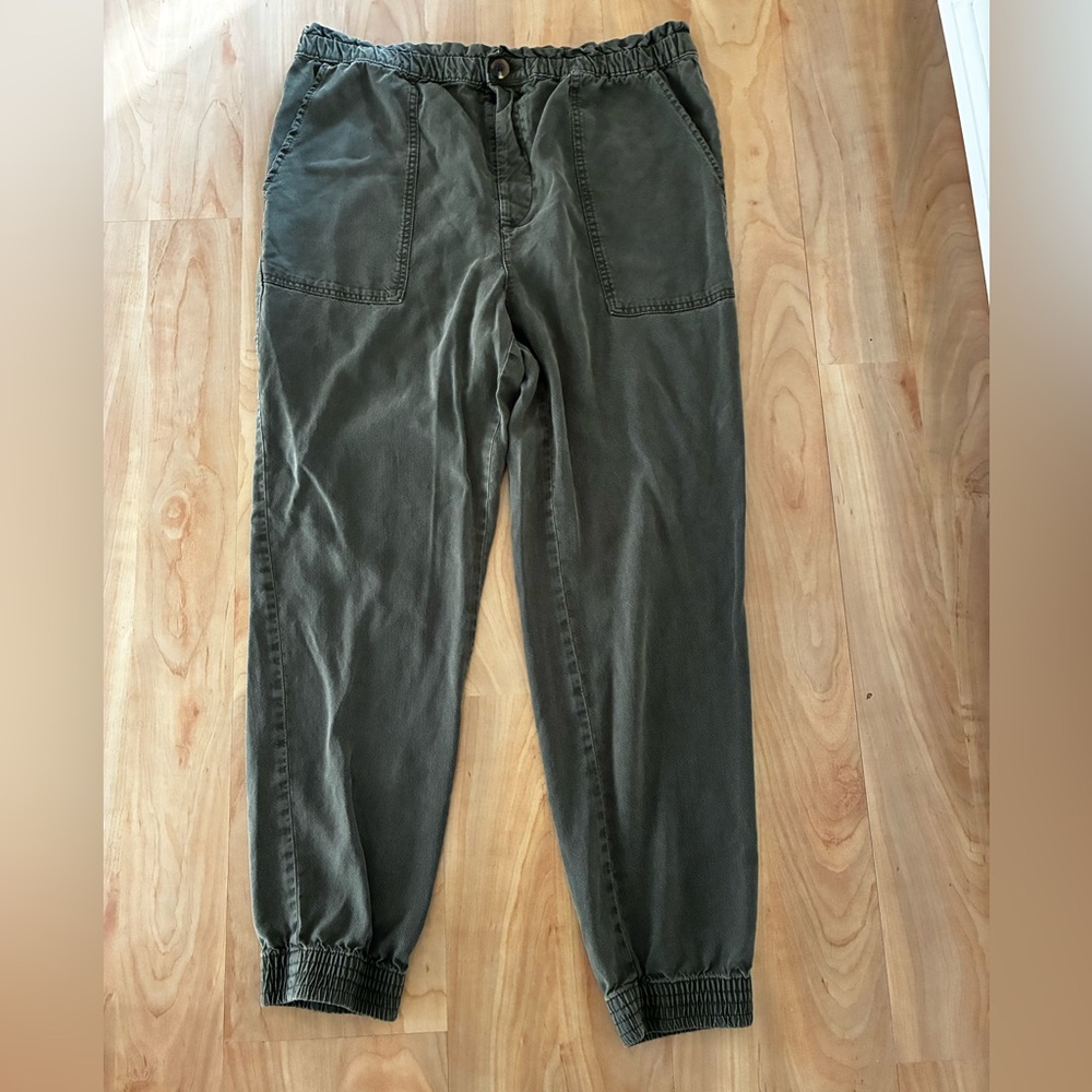 H&M Olive Green Cargo Jogger Pants size 12